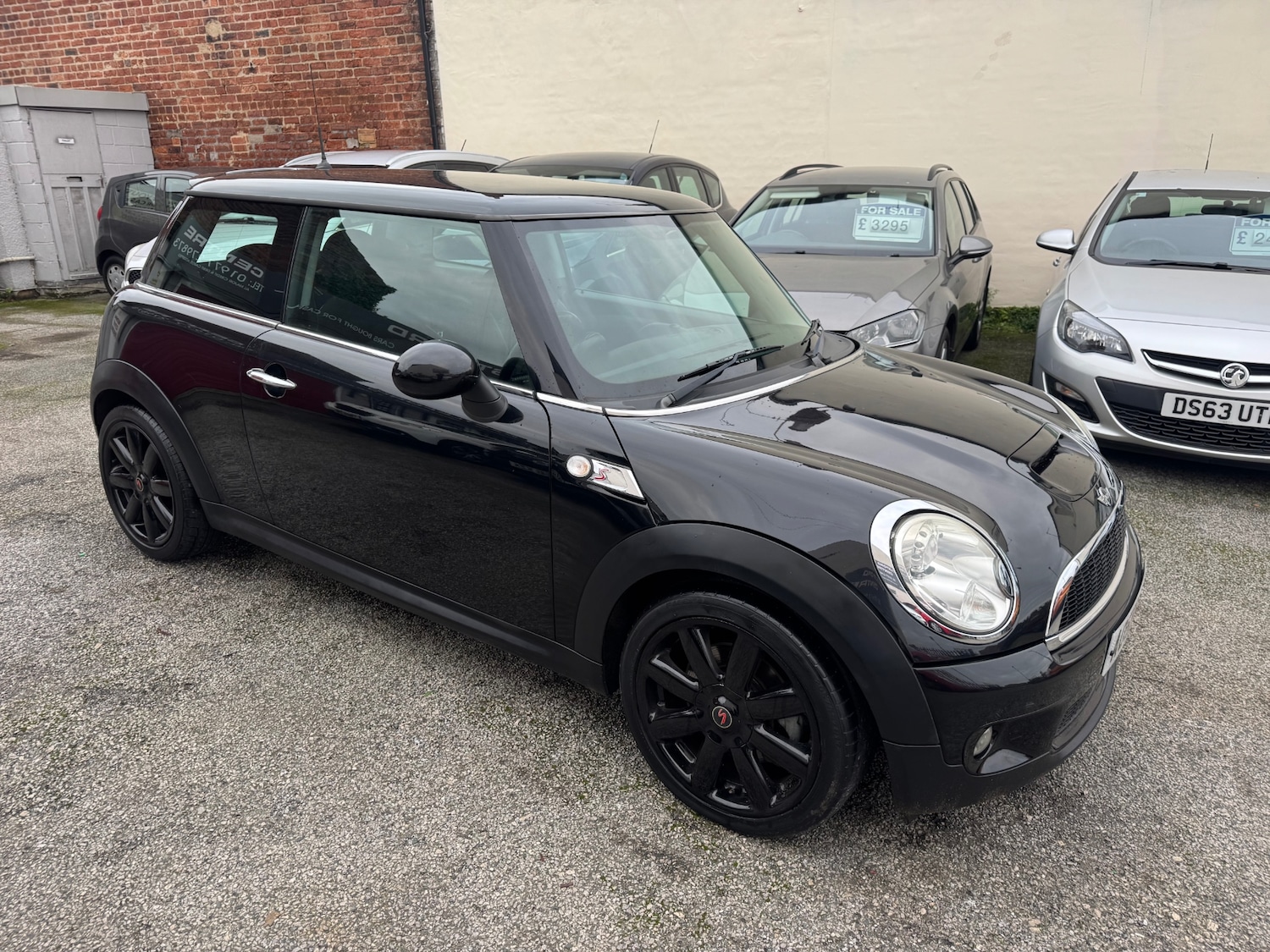 Used MINI Hatch 2009 for sale - 76595259: Photo 1
