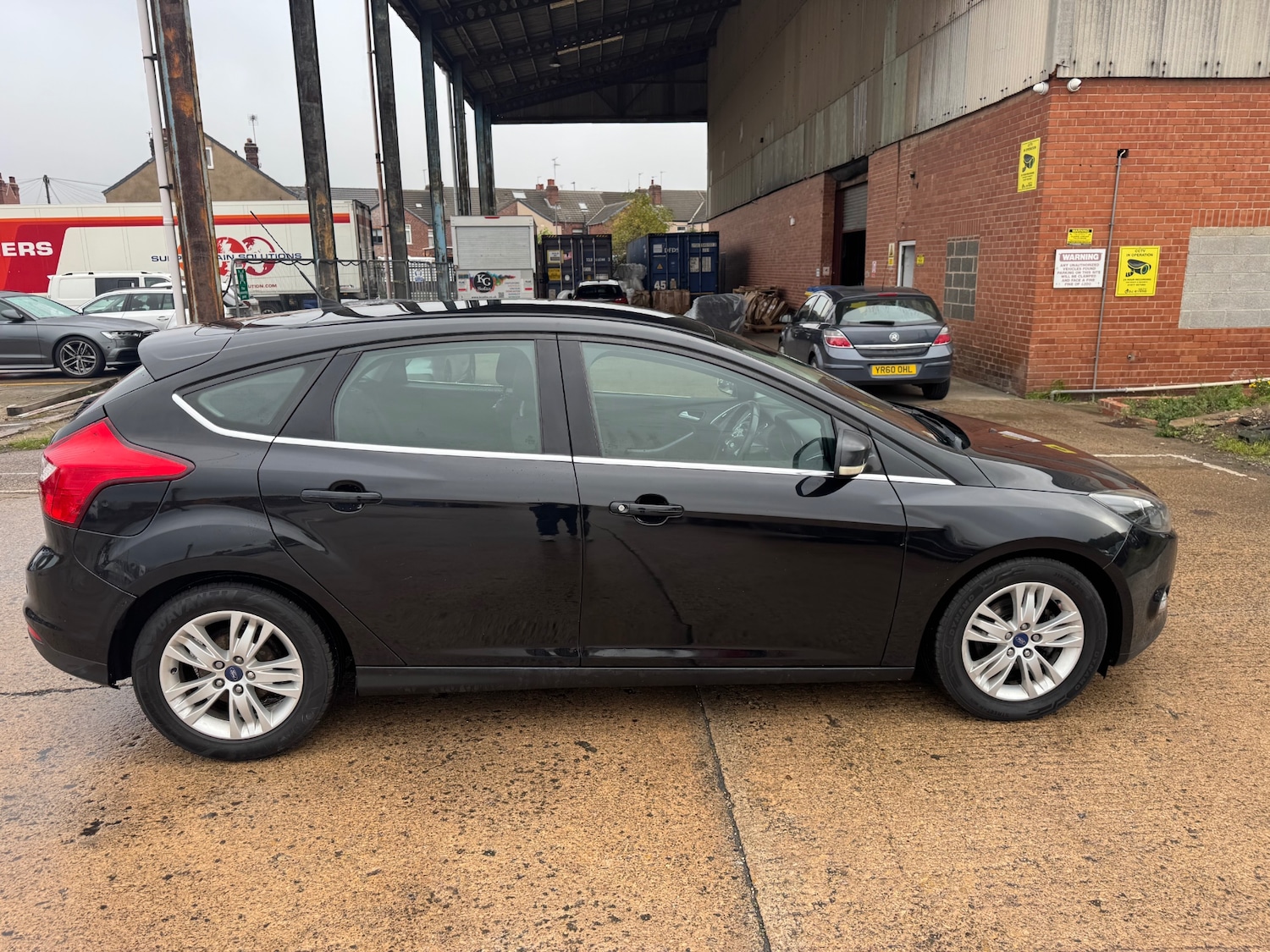 Used Ford Focus 2014 for sale - 76252796: Photo 8
