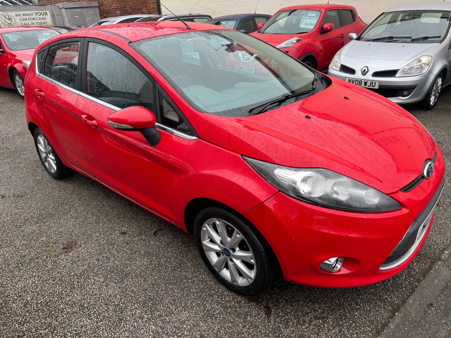 Used Ford Fiesta 2011 for sale - 77234012: Photo 2