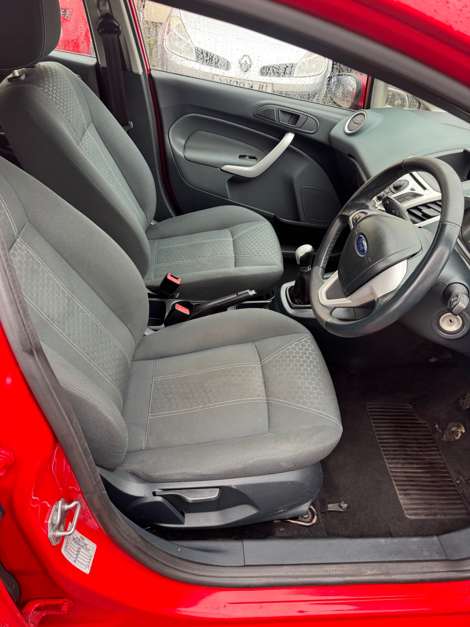 Used Ford Fiesta 2011 for sale - 77234012: Photo 9