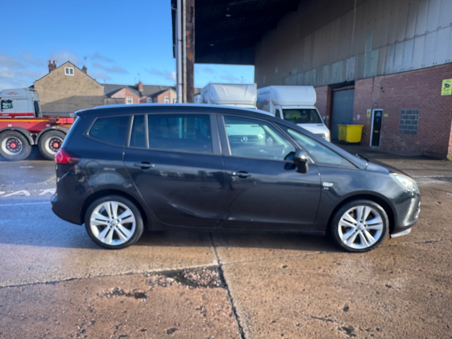 Used Vauxhall Zafira 2014 for sale - 77392362: Photo 13
