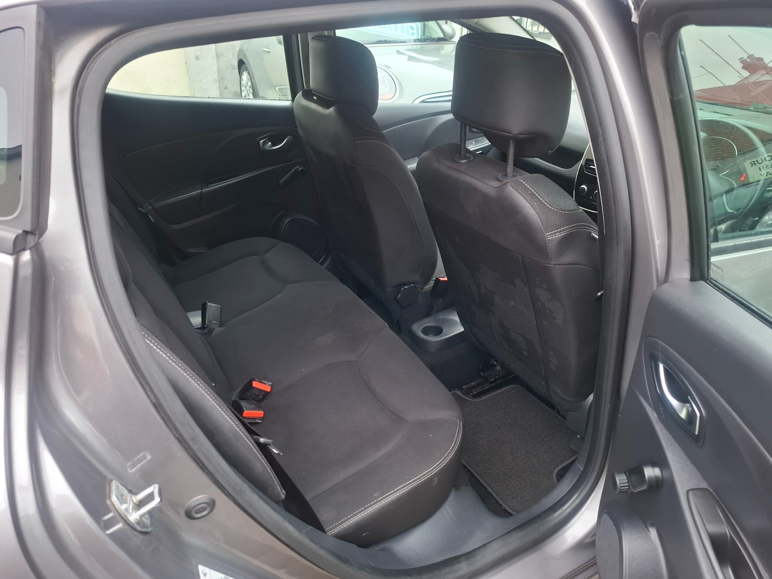 Used Renault Clio 2016 for sale - 77210057: Photo 7