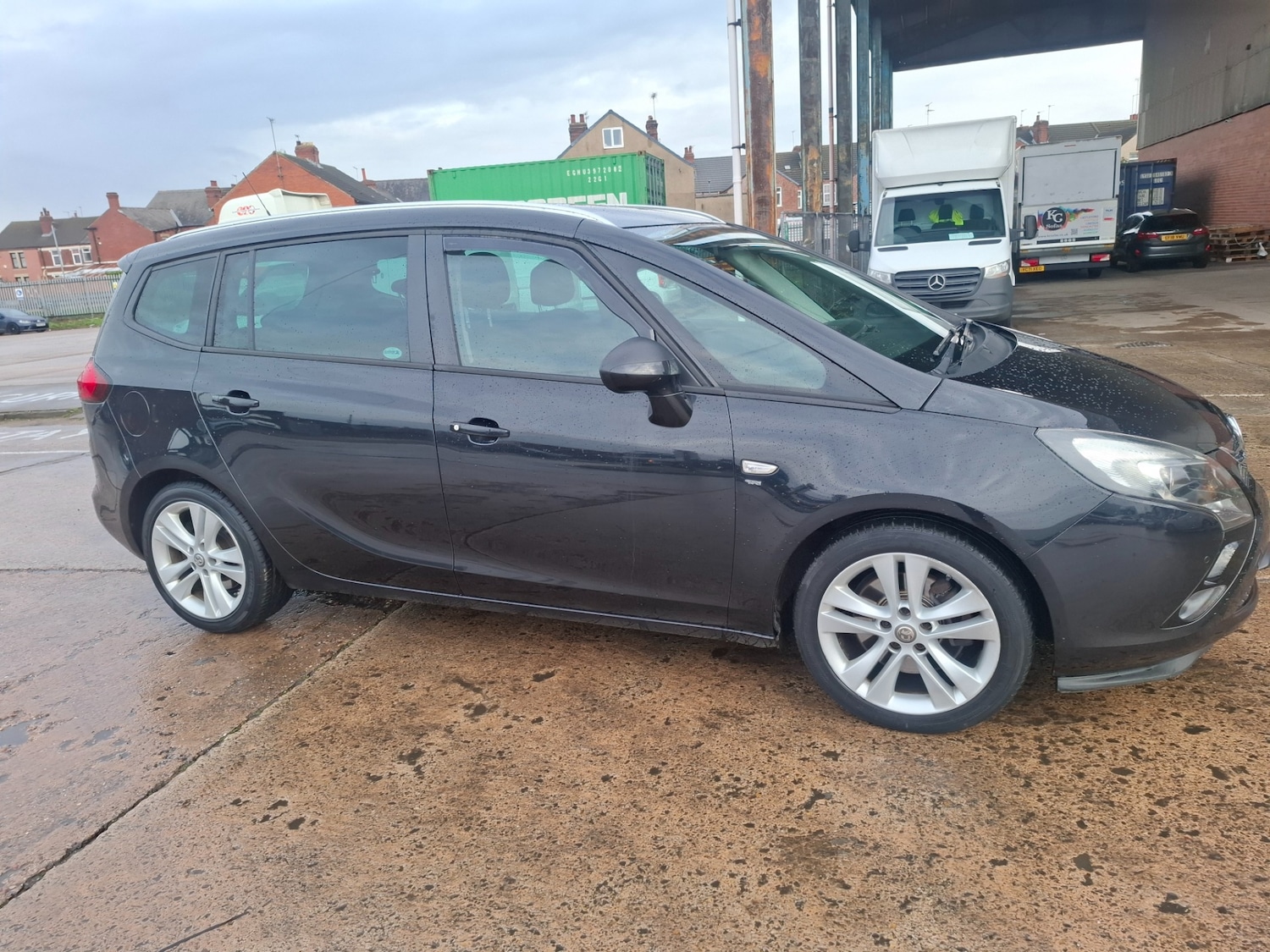 Used Vauxhall Zafira 2015 for sale - 77148712: Photo 2