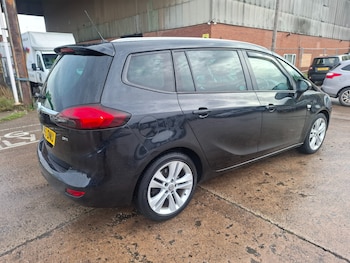 Used Vauxhall Zafira 2015 for sale - 77148712: Photo