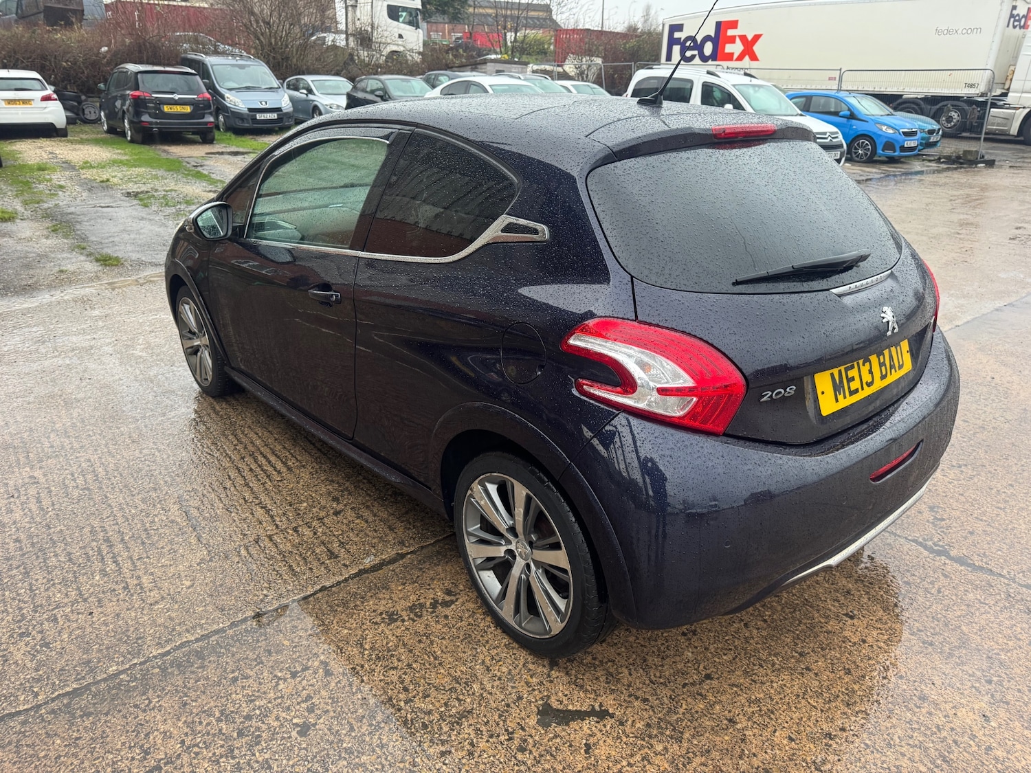 Used Peugeot 208 2014 for sale - 76945630: Photo 5