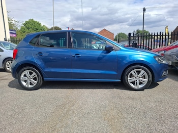 Used Volkswagen Polo 2016 for sale - 79463891: Photo