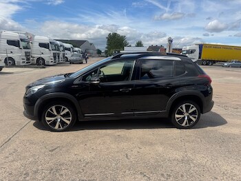 Used Peugeot 2008 2017 for sale - 78950883: Photo