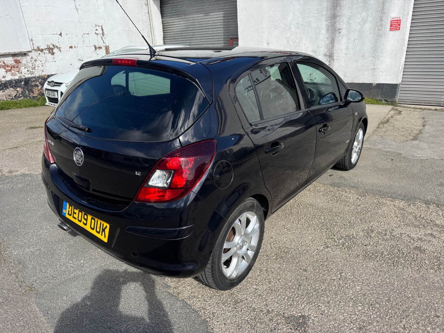 Used Vauxhall Corsa 2009 for sale - 78060584: Photo 9