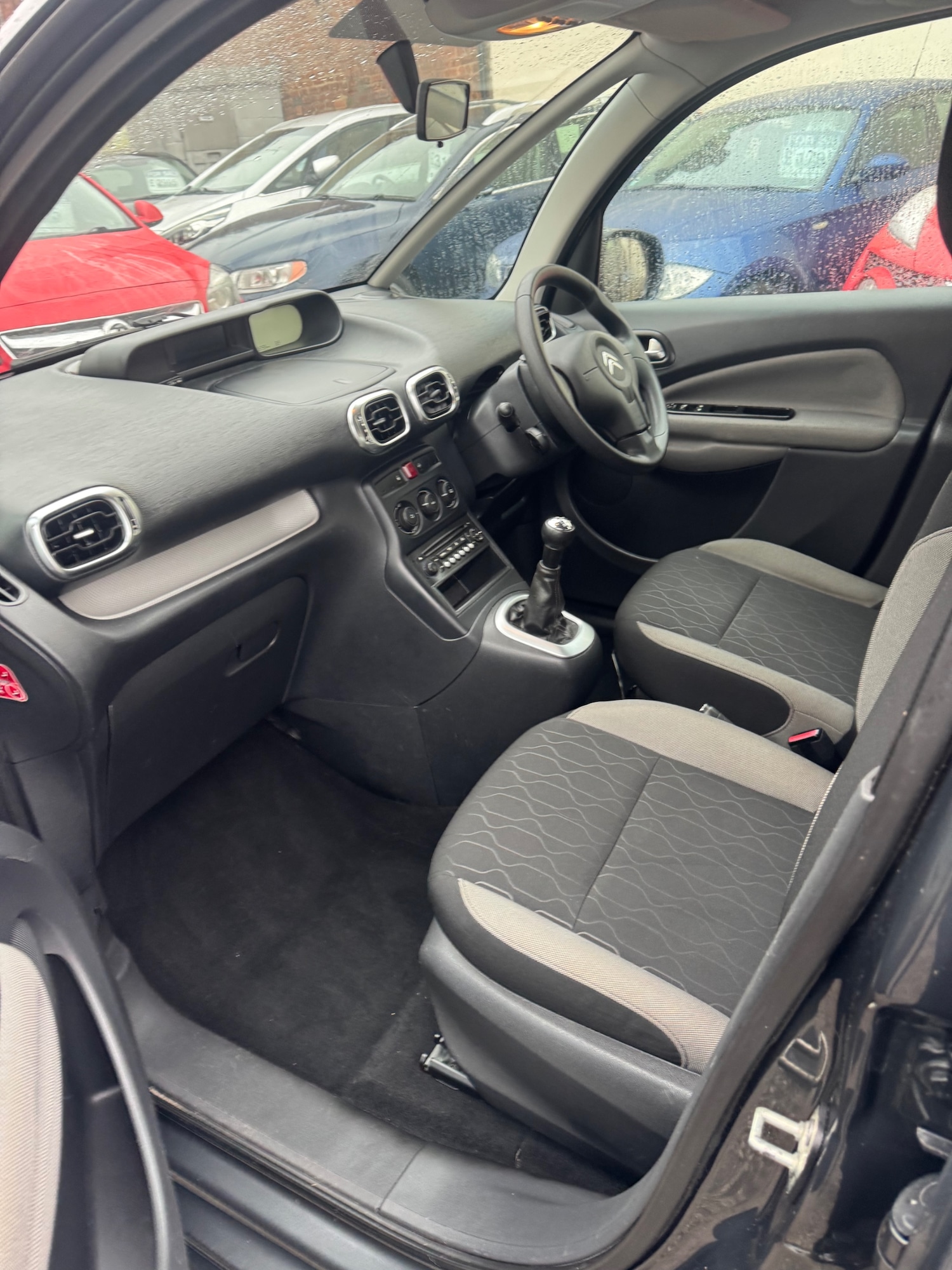 Used Citroen C3 Picasso 2013 for sale - 77245515: Photo 10