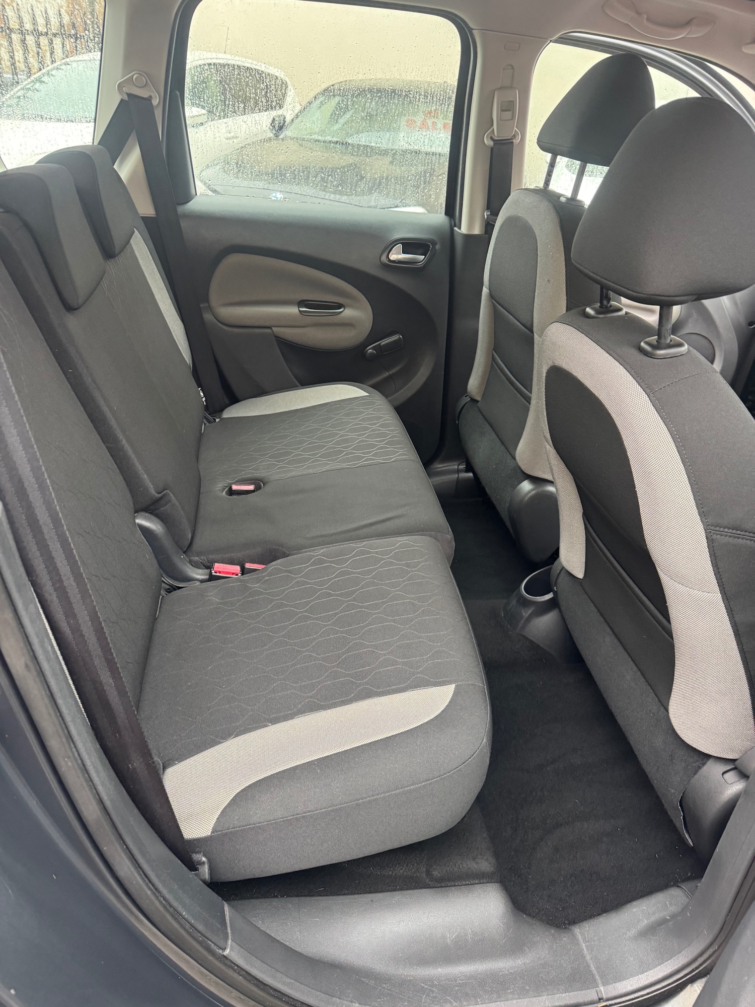 Used Citroen C3 Picasso 2013 for sale - 77245515: Photo 8