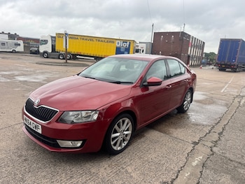 Used Skoda Octavia 2014 for sale - 78825902: Photo