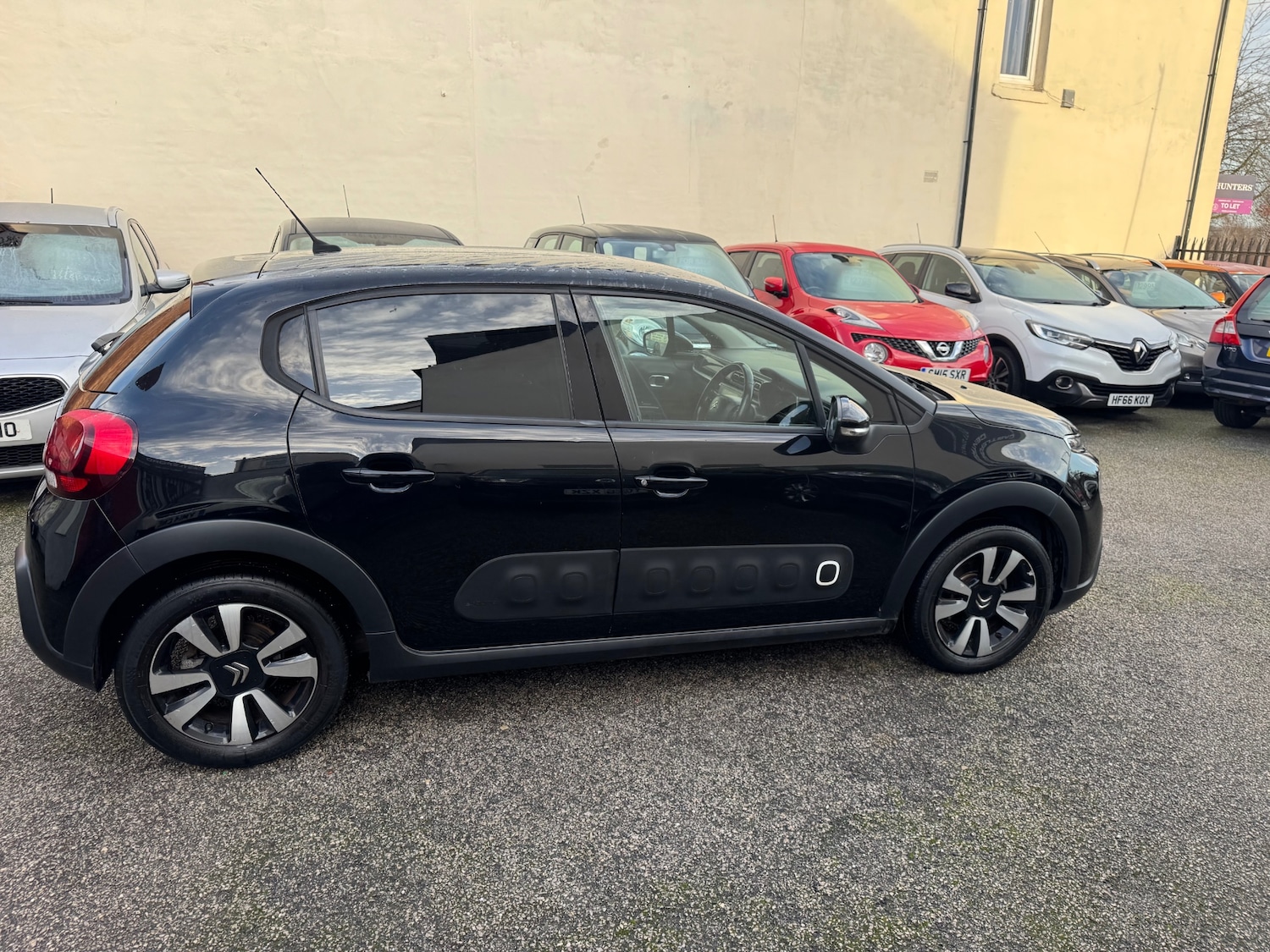Used Citroen C3 2017 for sale - 76858933: Photo 8