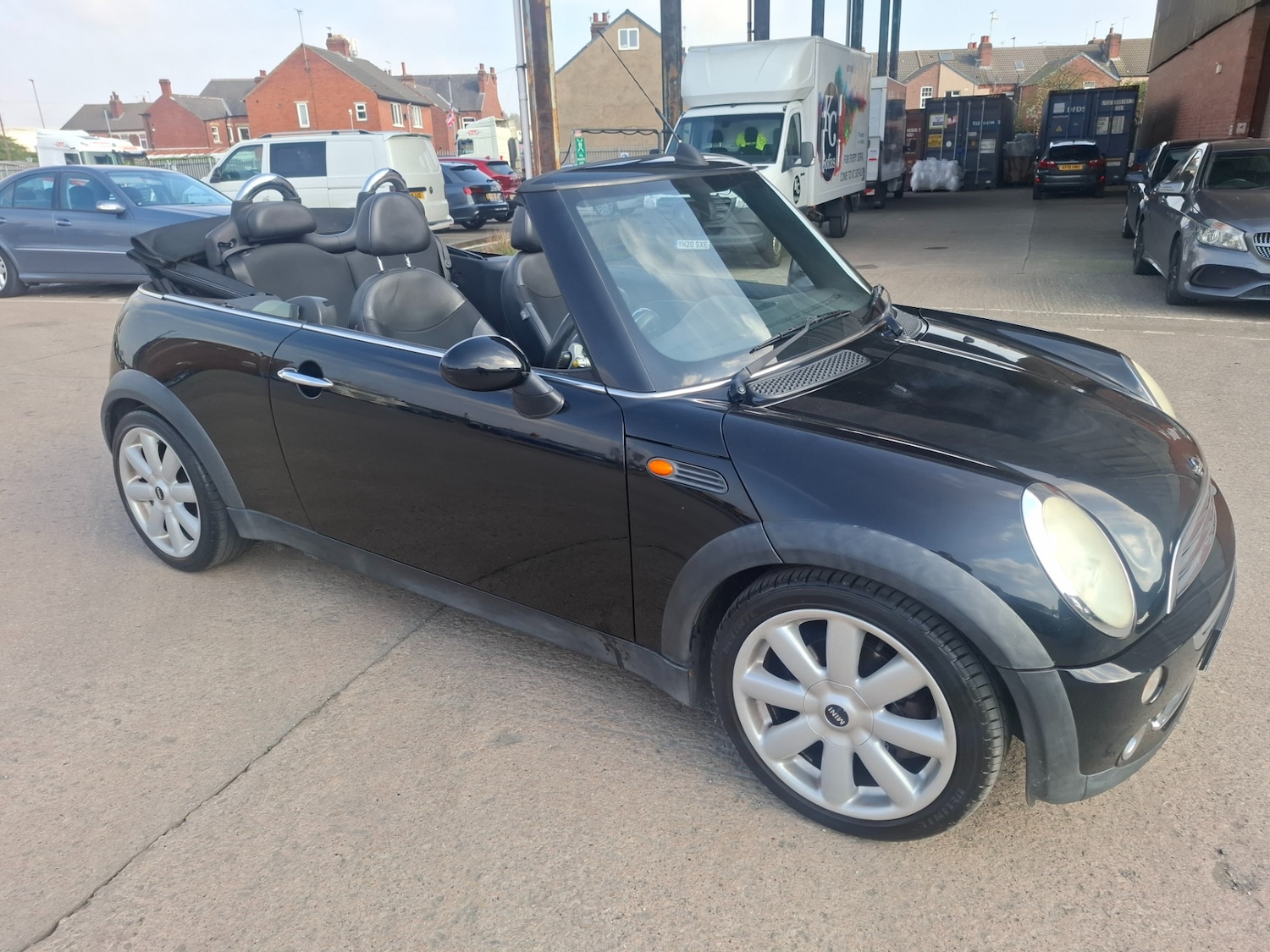 Used MINI Convertible 2005 for sale - 77946673: Photo 8