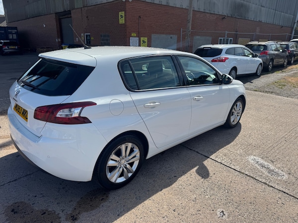 Used Peugeot 308 2014 for sale - 75689718: Photo 7