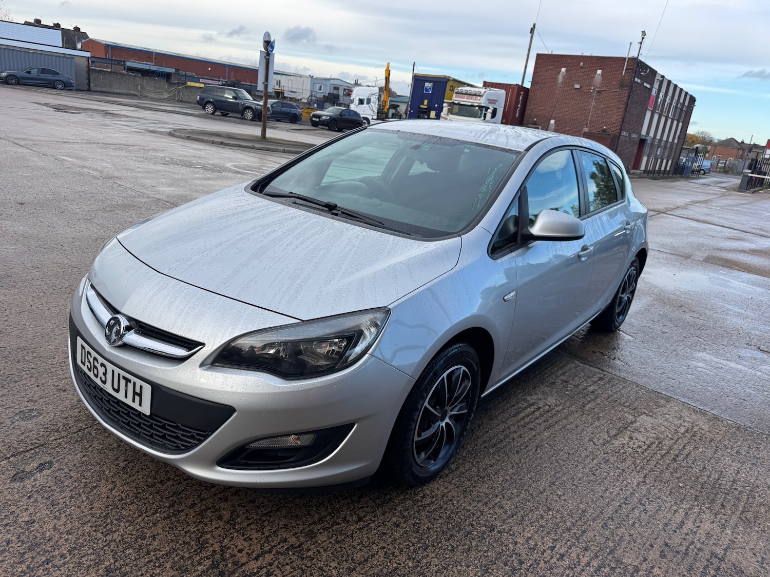 Used Vauxhall Astra 2013 for sale - 76531824: Photo 1