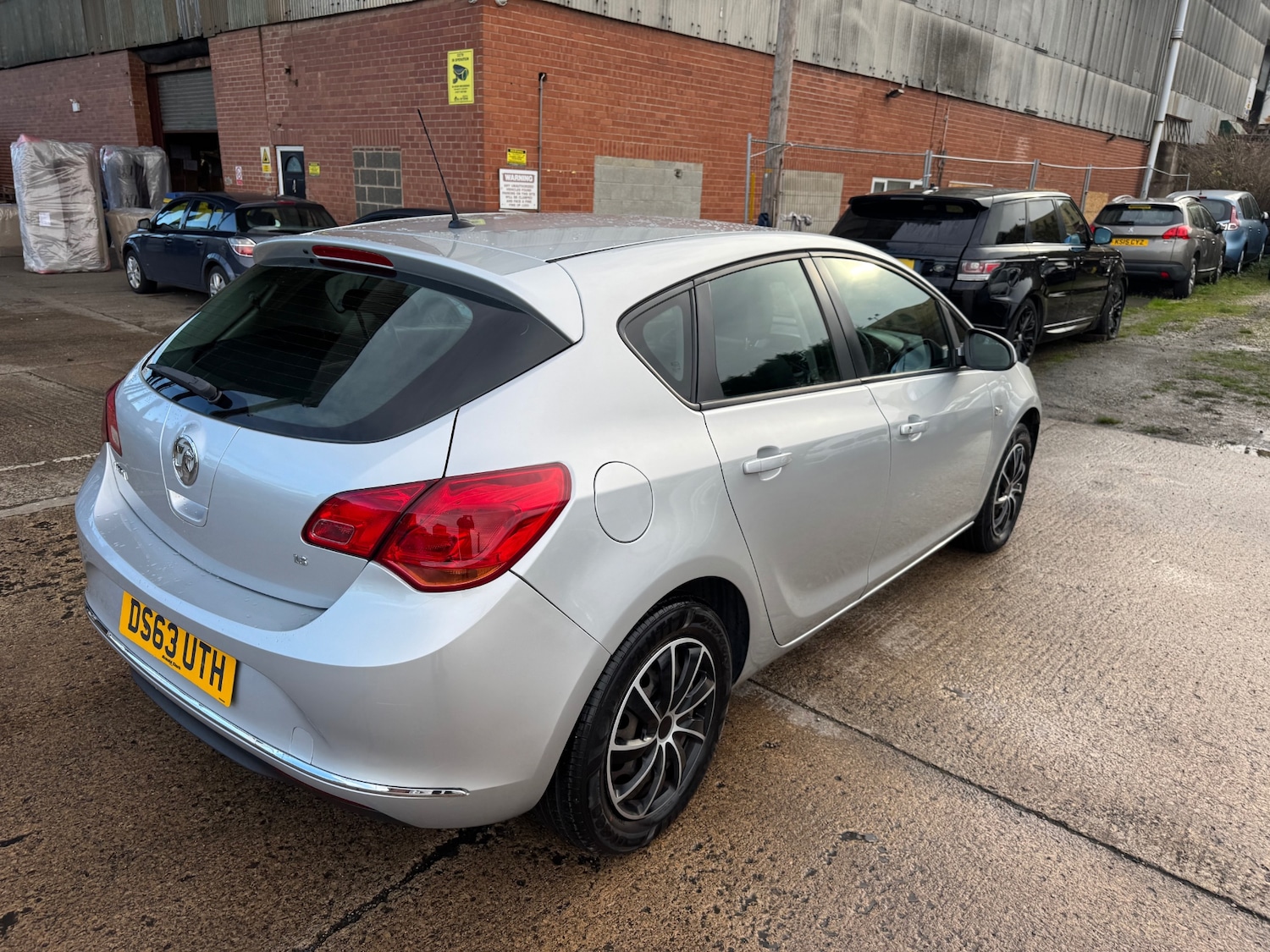 Used Vauxhall Astra 2013 for sale - 76531824: Photo 7