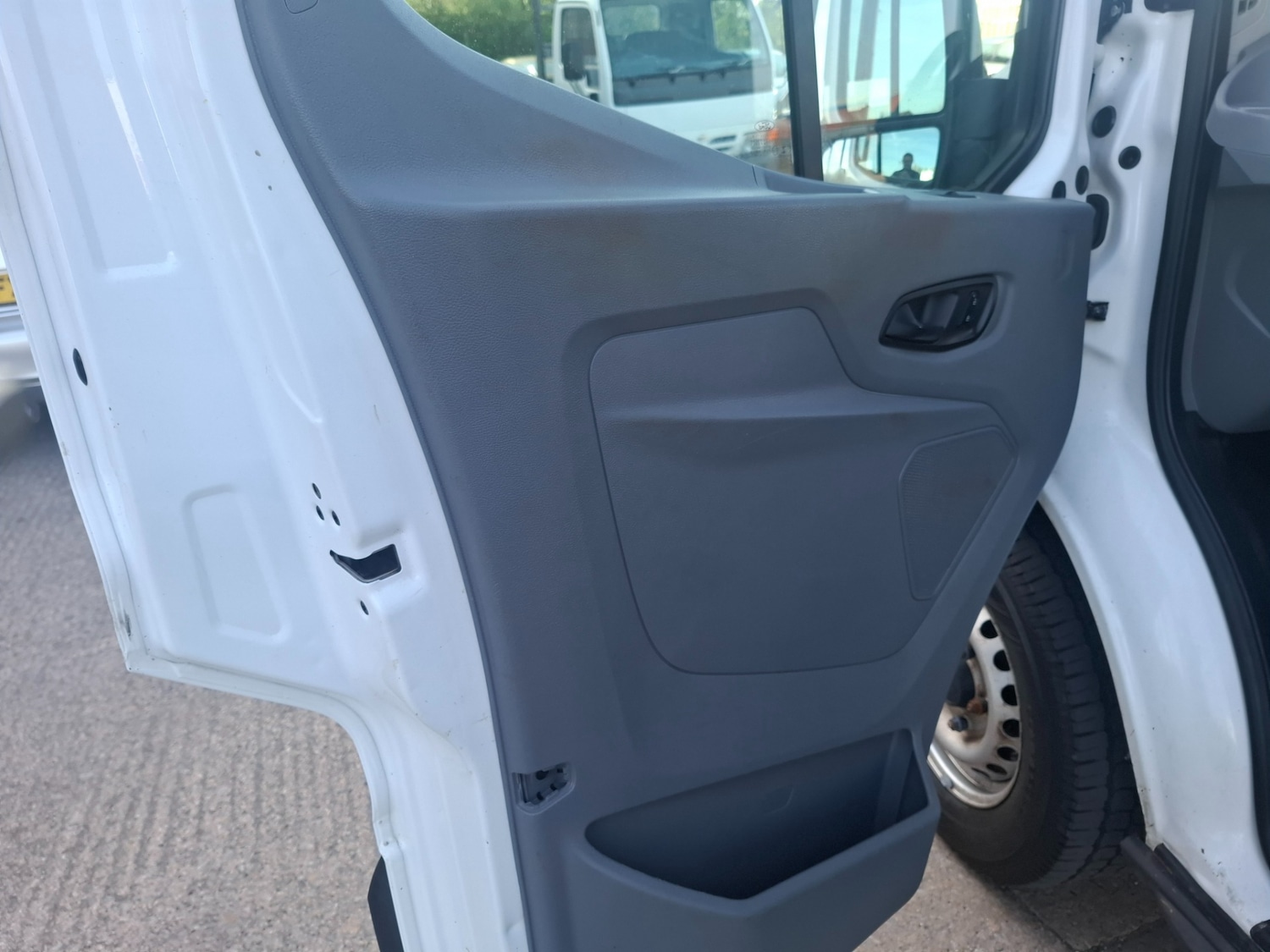 Used Ford Transit 2015 for sale - 78178066: Photo 14