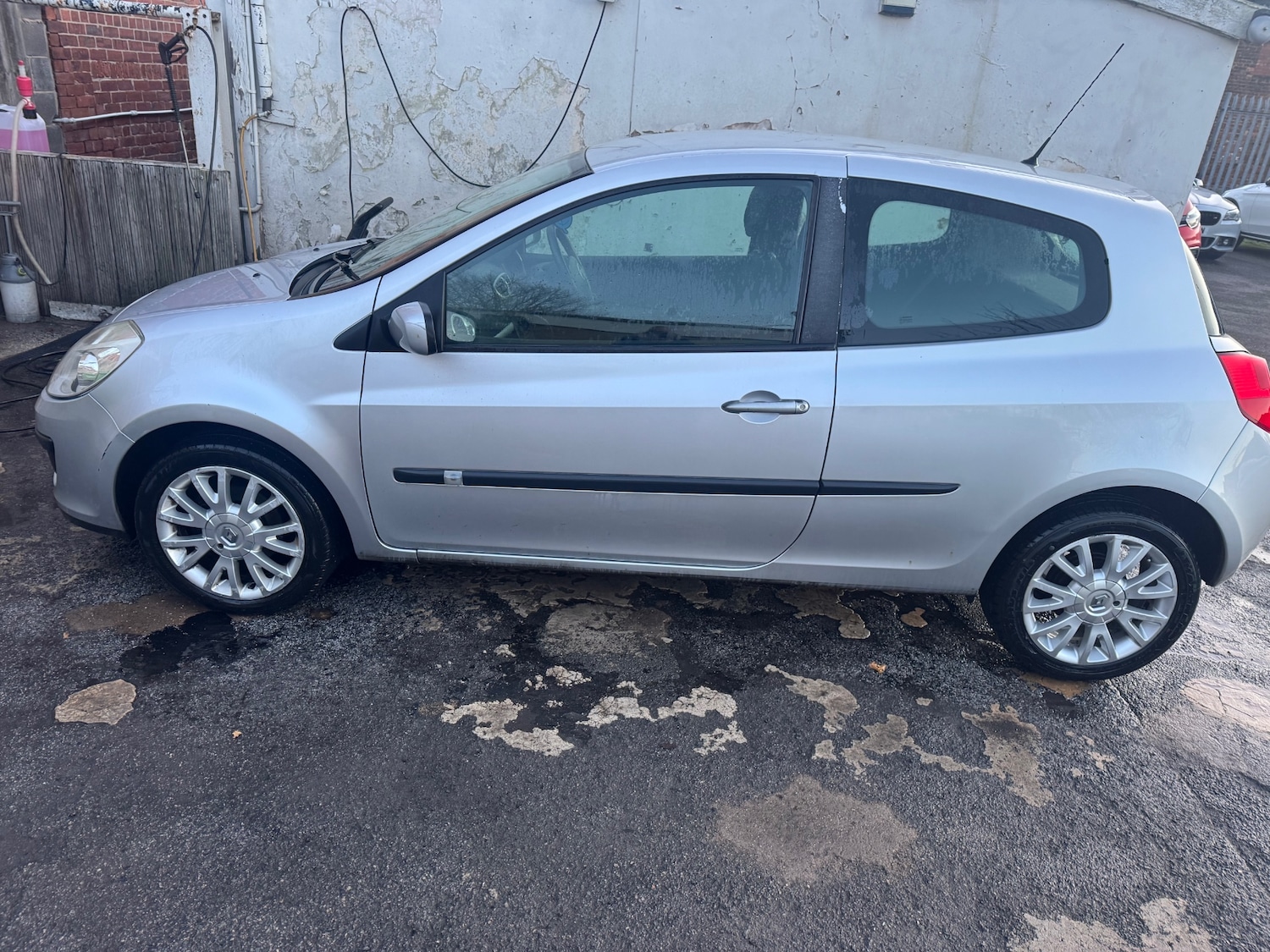 Used Renault Clio 2008 for sale - 77189512: Photo 3