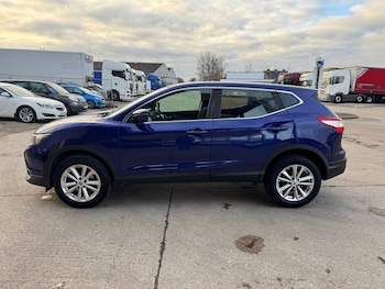 Used Nissan Qashqai 2015 for sale - 77070025: Photo
