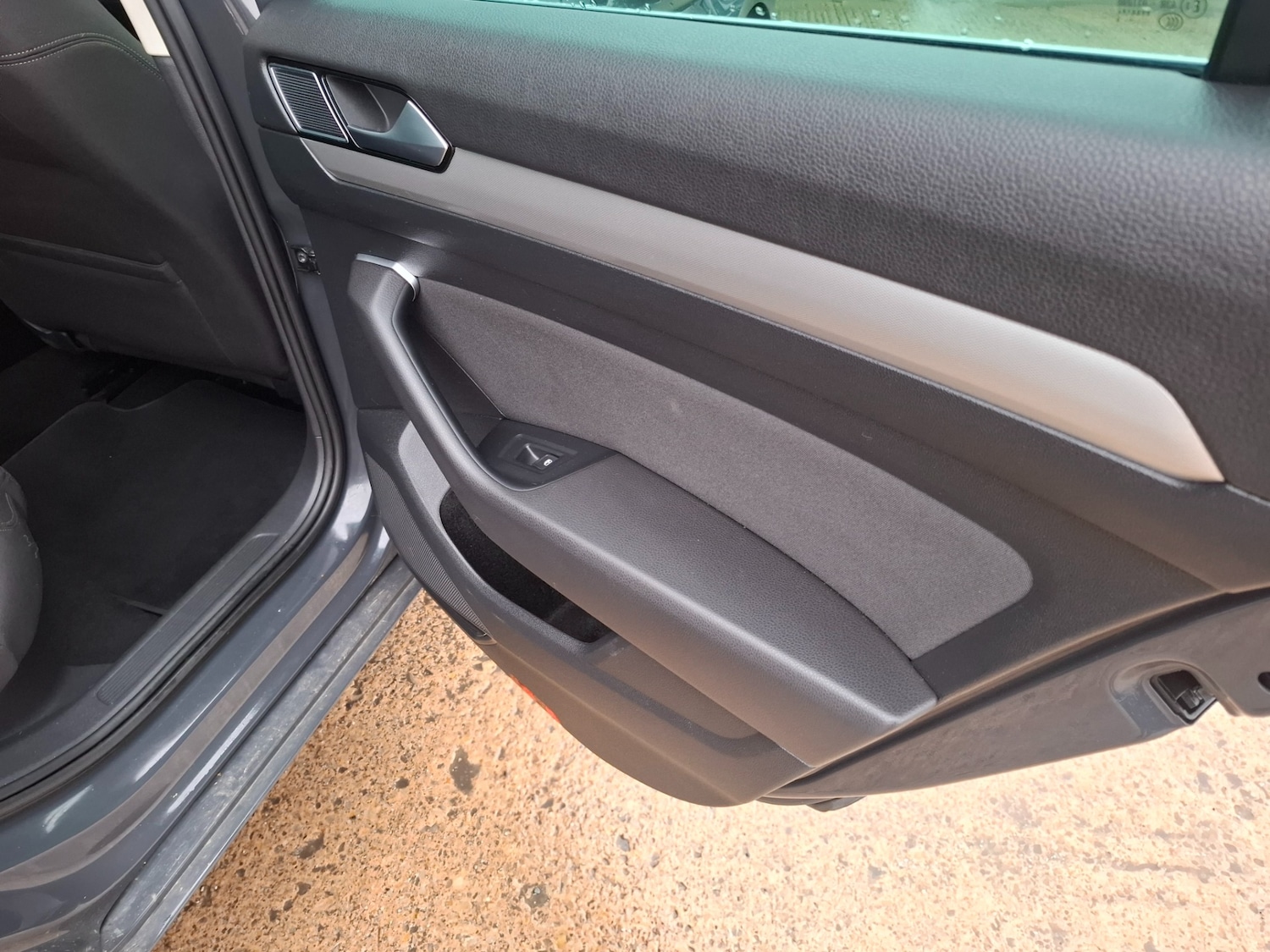 Used Volkswagen Passat 2019 for sale - 77404230: Photo 16