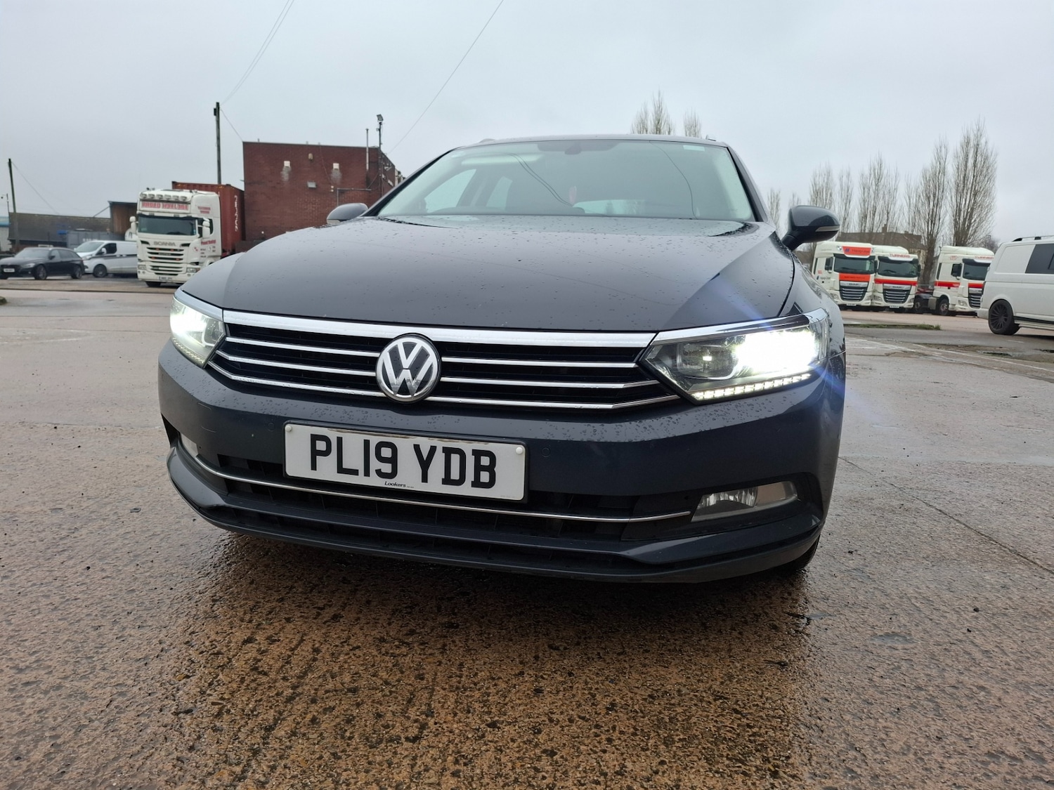 Used Volkswagen Passat 2019 for sale - 77404230: Photo 2