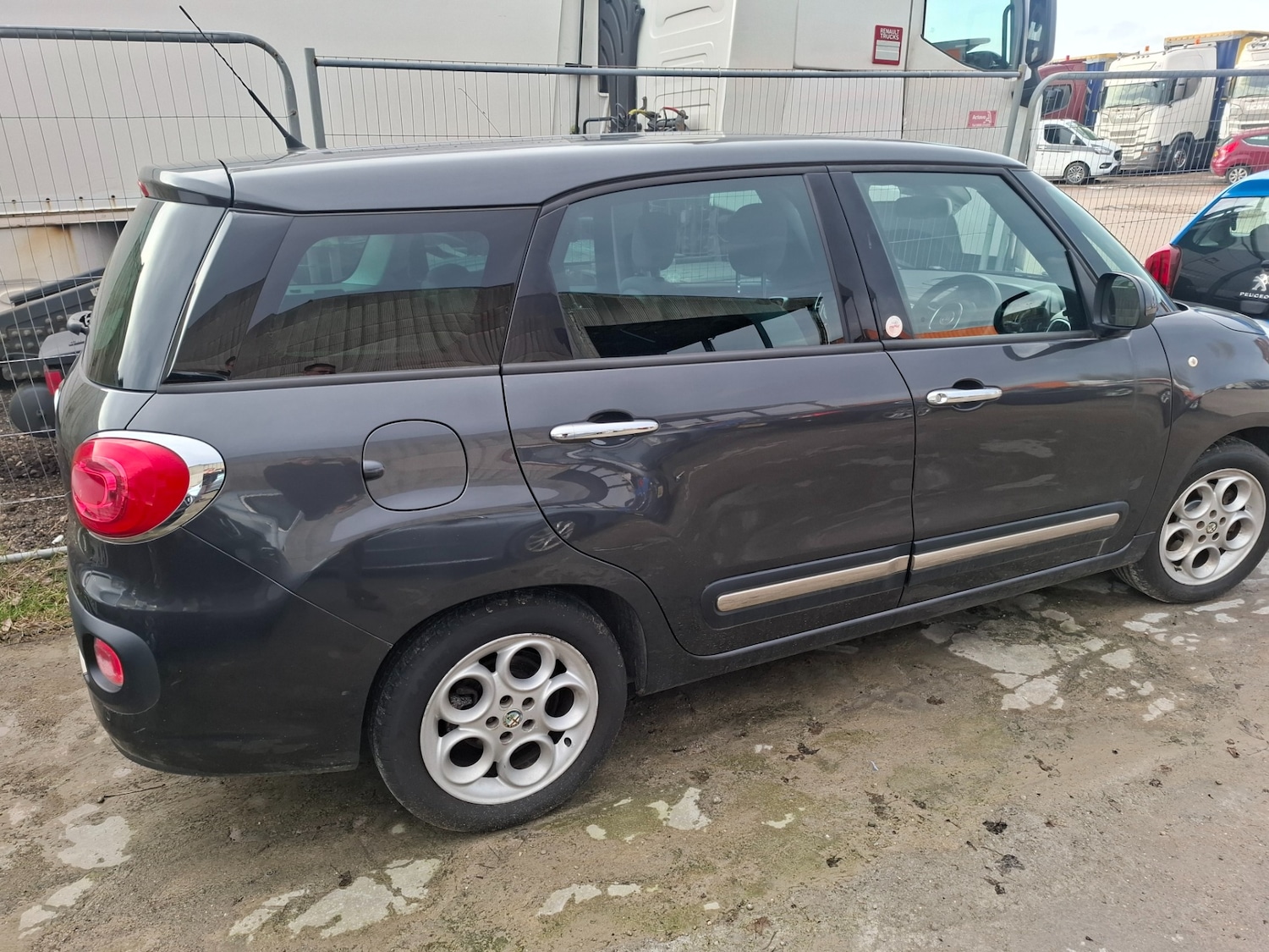 Used Peugeot 3008 2016 for sale - 77636488: Photo 10