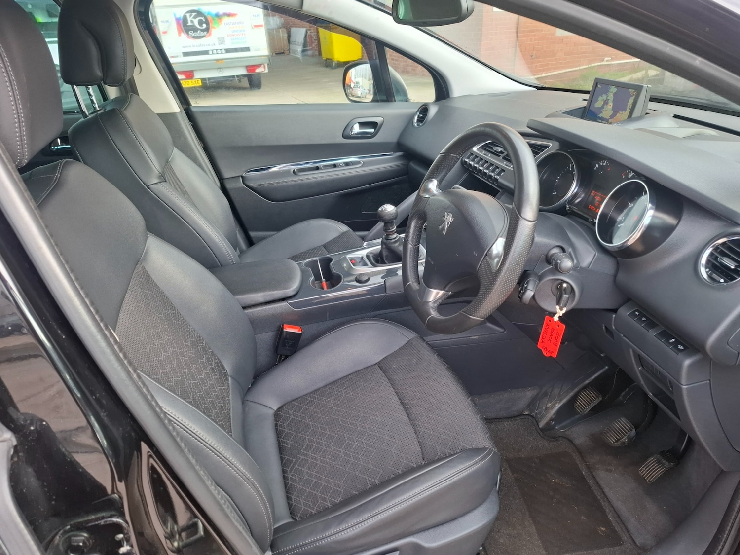 Used Peugeot 3008 2016 for sale - 77636488: Photo 12