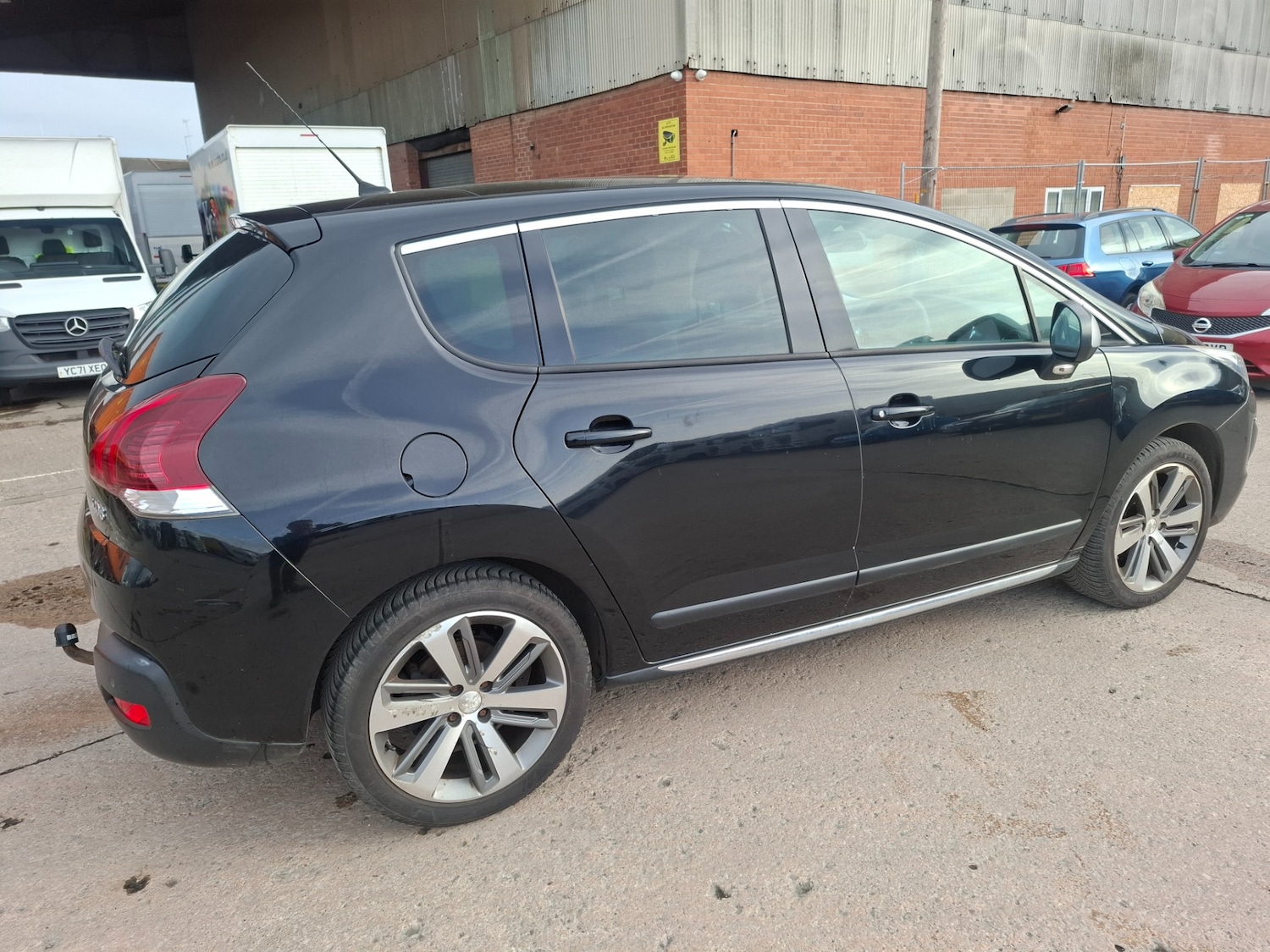 Used Peugeot 3008 2016 for sale - 77636488: Photo 2