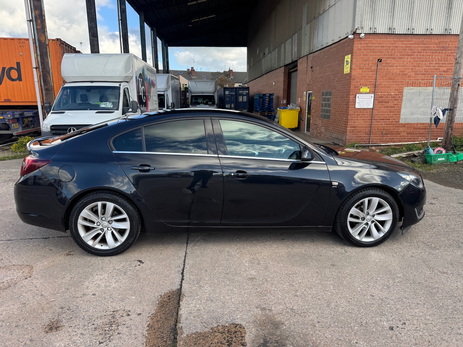 Used Vauxhall Insignia 2015 for sale - 76437328: Photo 8