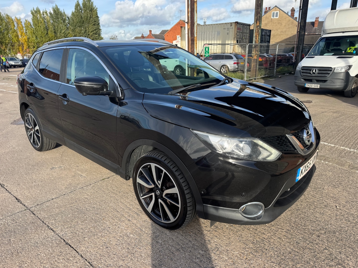 Used Nissan Qashqai 2015 for sale - 76404985: Photo 1
