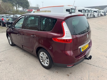 Used Renault Grand Scenic 2014 for sale - 78075163: Photo