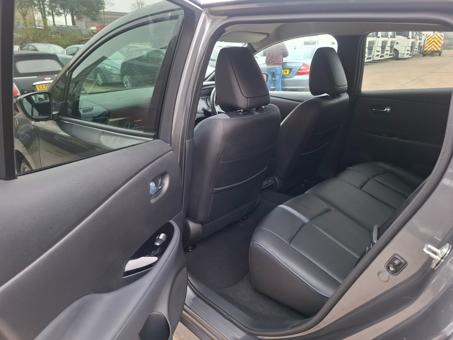 Used Nissan Leaf 2022 for sale - 77974267: Photo 10