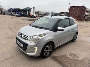 2015 (64) - 1.0 VTi Flair 3dr