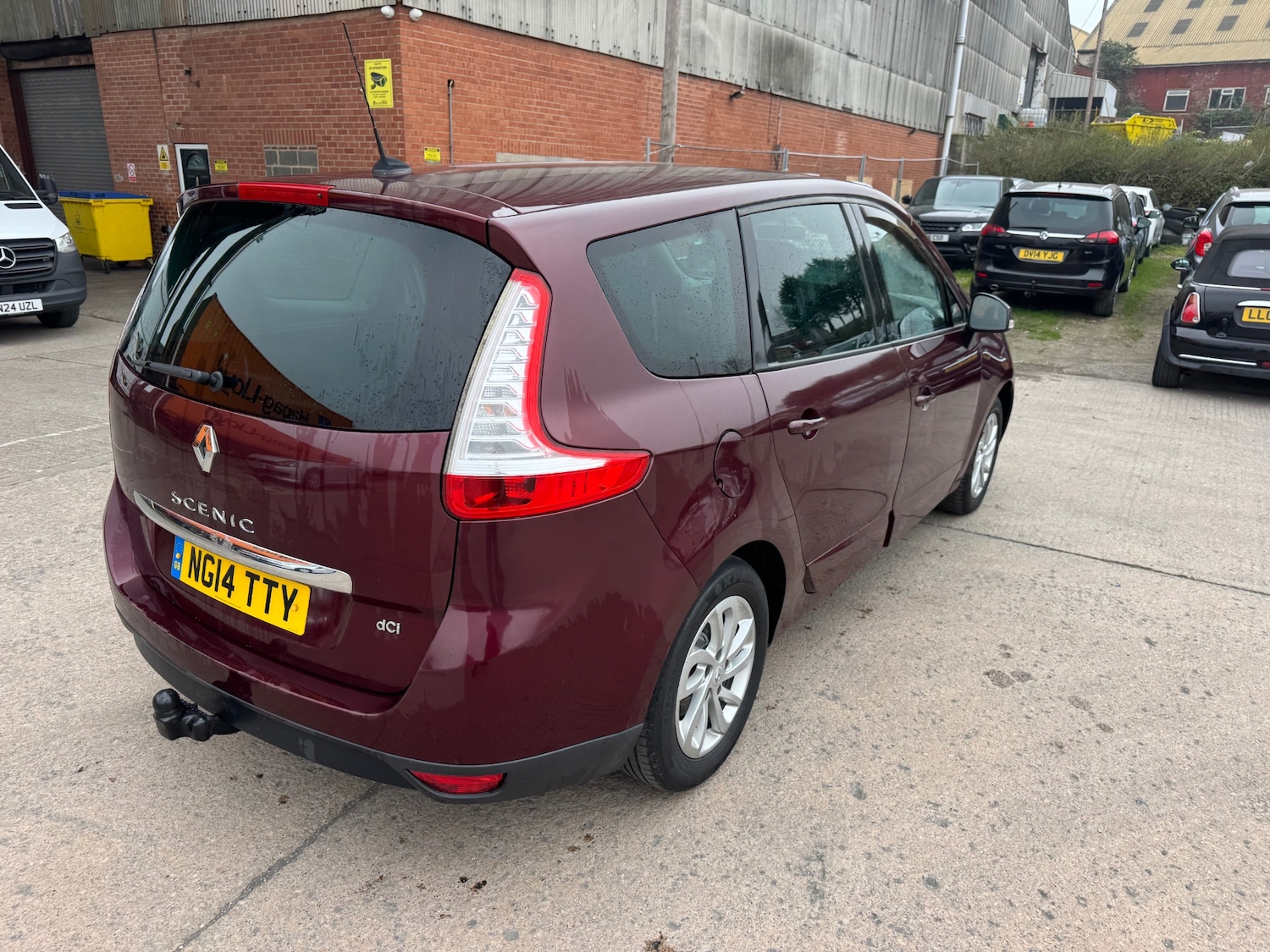 Used Renault Grand Scenic 2014 for sale - 77974030: Photo 7