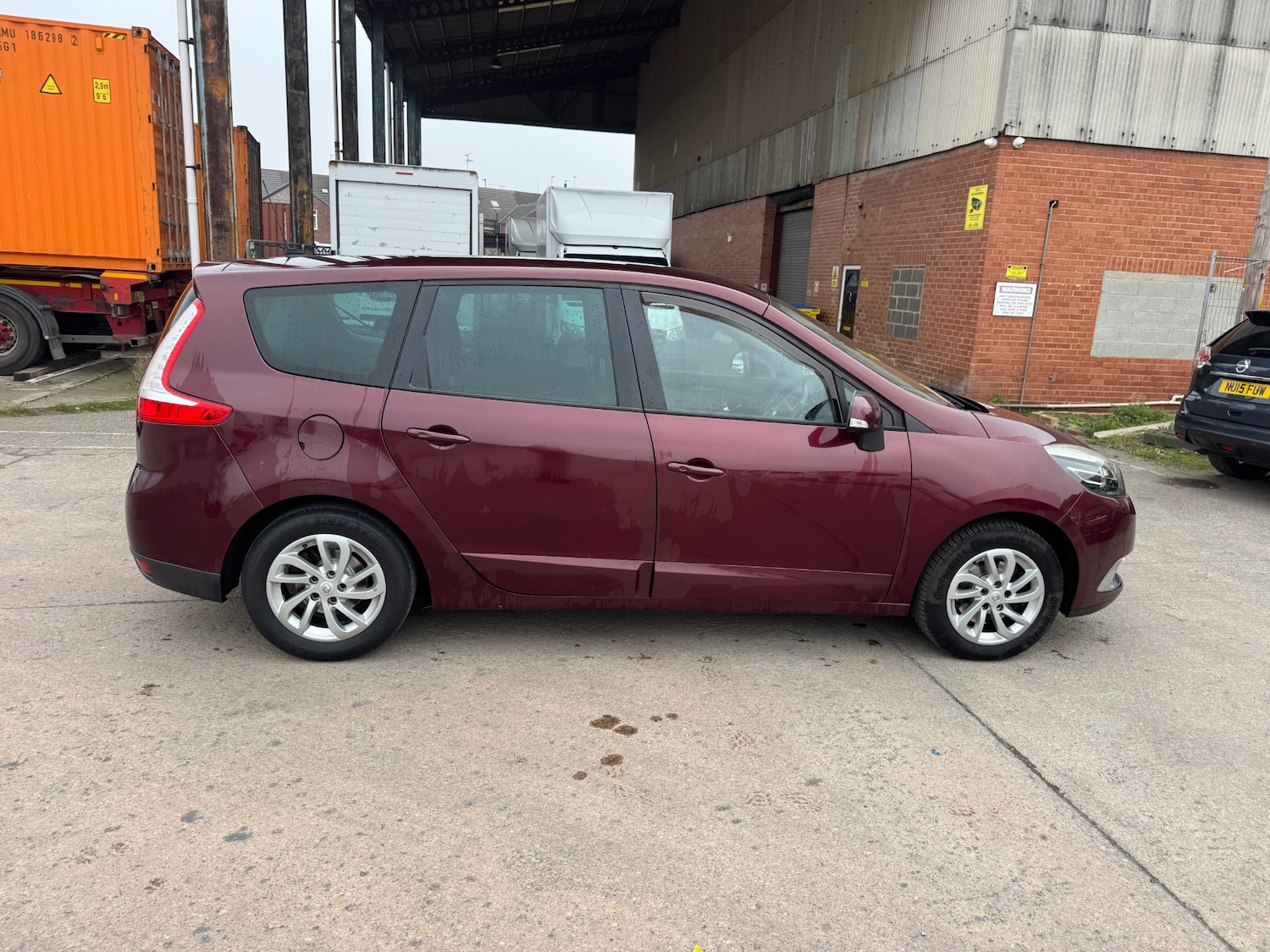 Used Renault Grand Scenic 2014 for sale - 77974030: Photo 8