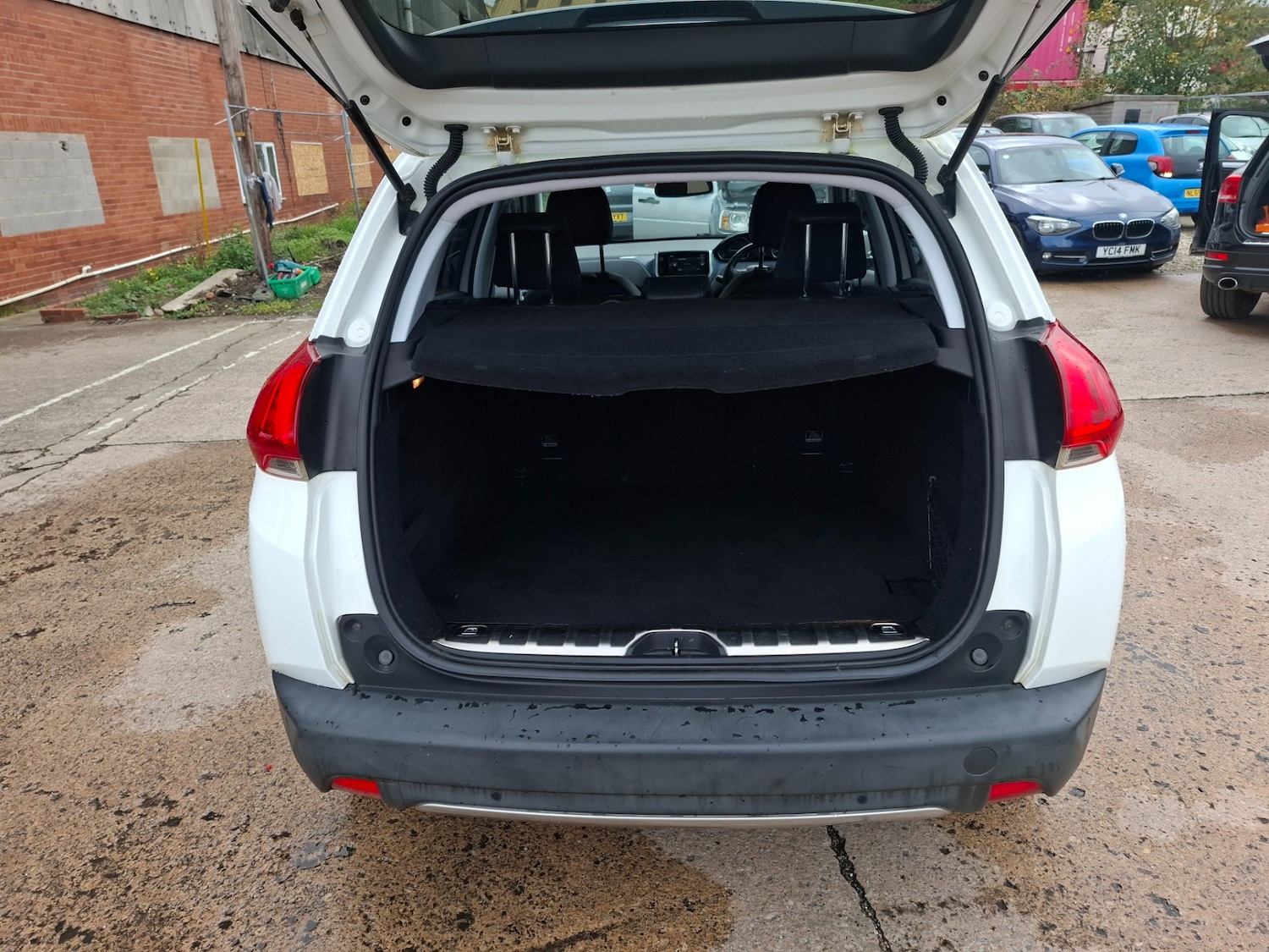 Used Peugeot 2008 2014 for sale - 76320759: Photo 7