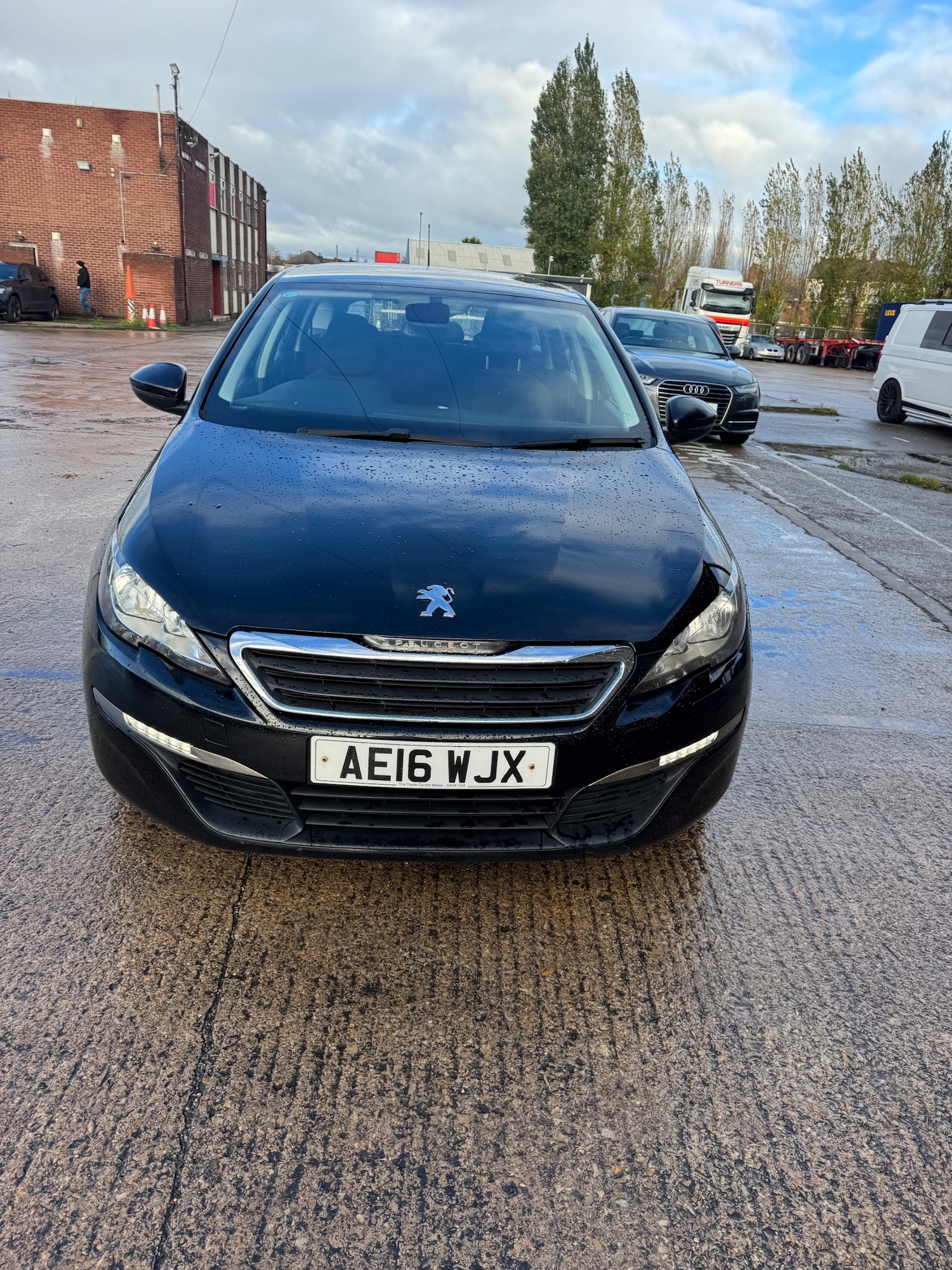 Used Peugeot 308 2016 for sale - 76684585: Photo 3