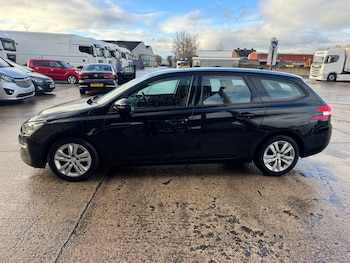 Used Peugeot 308 2016 for sale - 76684585: Photo