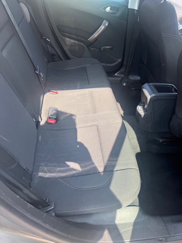 Used Peugeot 2008 2015 for sale - 75595810: Photo 11