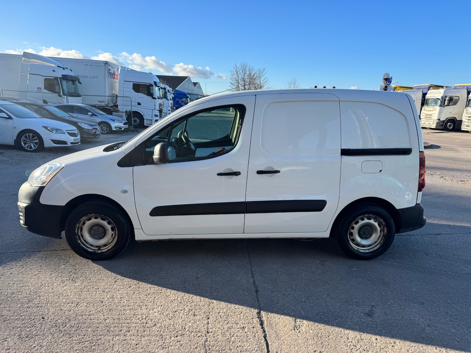 Used Peugeot Partner 2018 for sale - 77100060: Photo 4