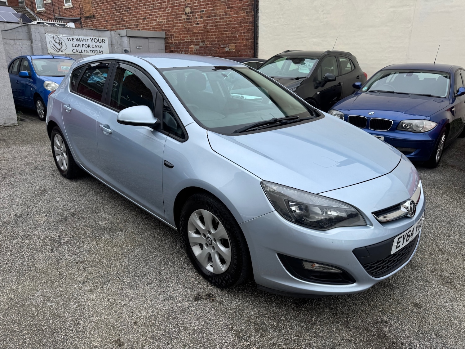 Used Vauxhall Astra 2014 for sale - 78131984: Photo 2