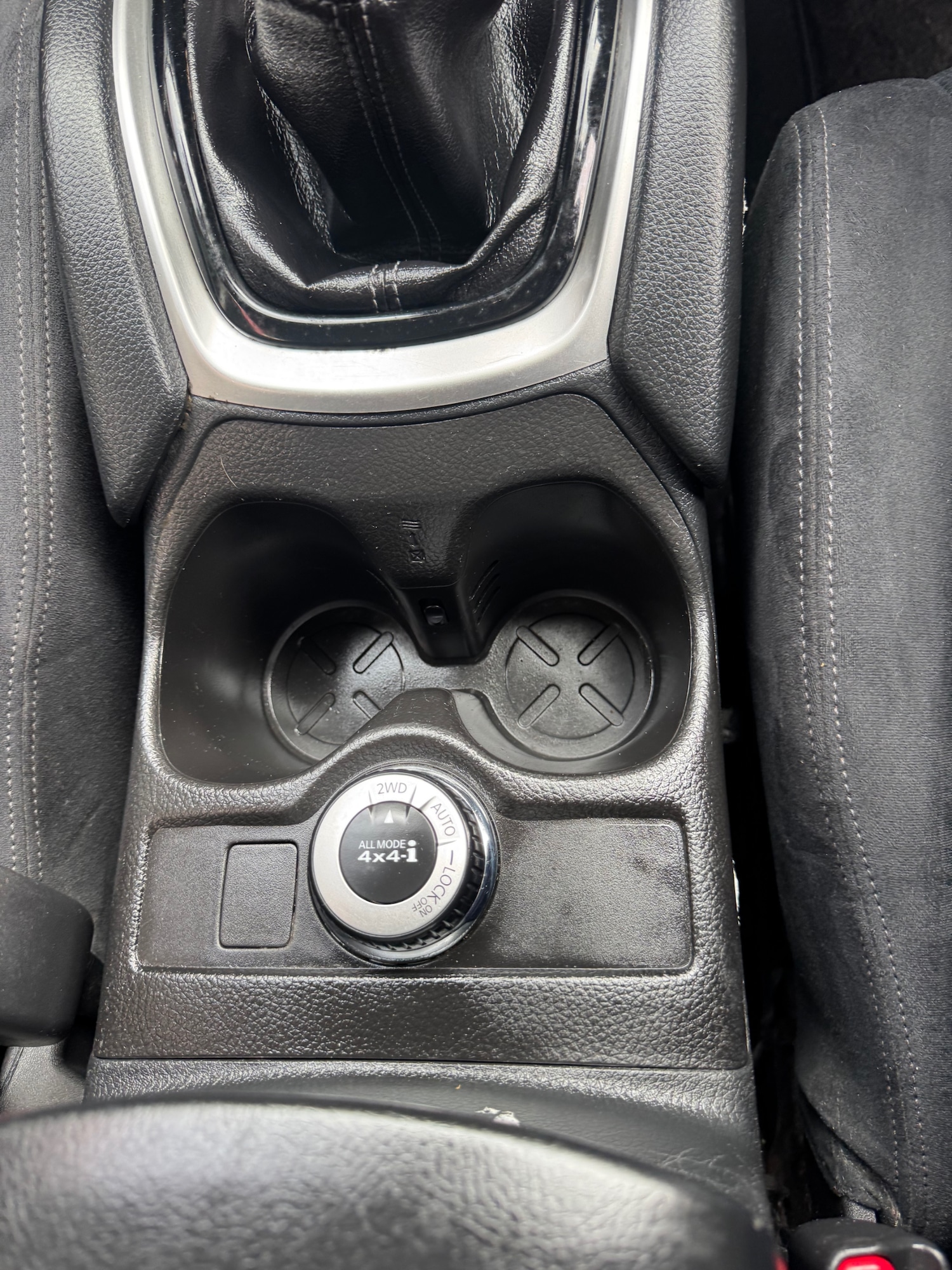 Used Nissan X-Trail 2015 for sale - 77802696: Photo 11