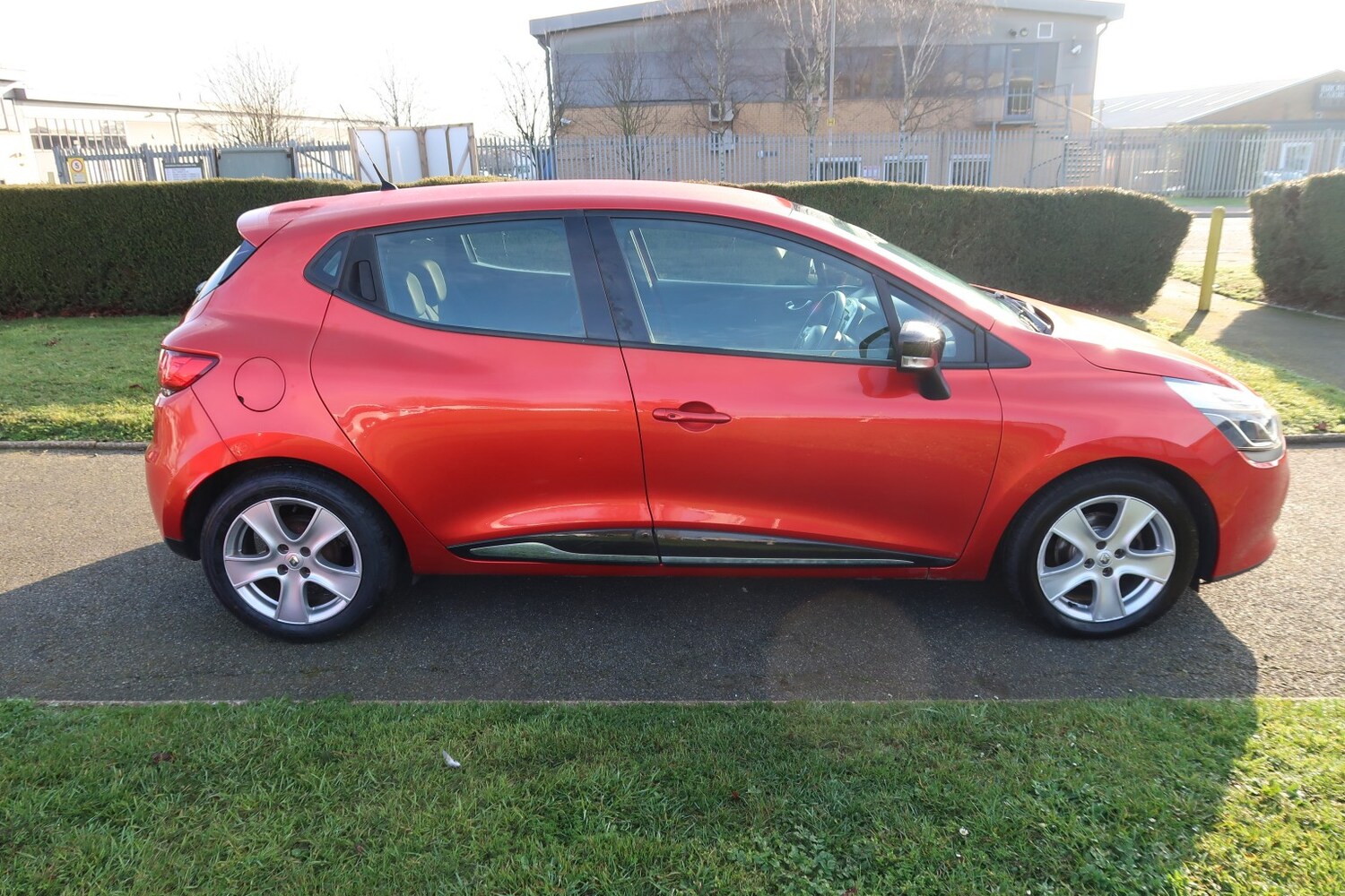 Used Renault Clio 2015 for sale - 77729576: Photo 15
