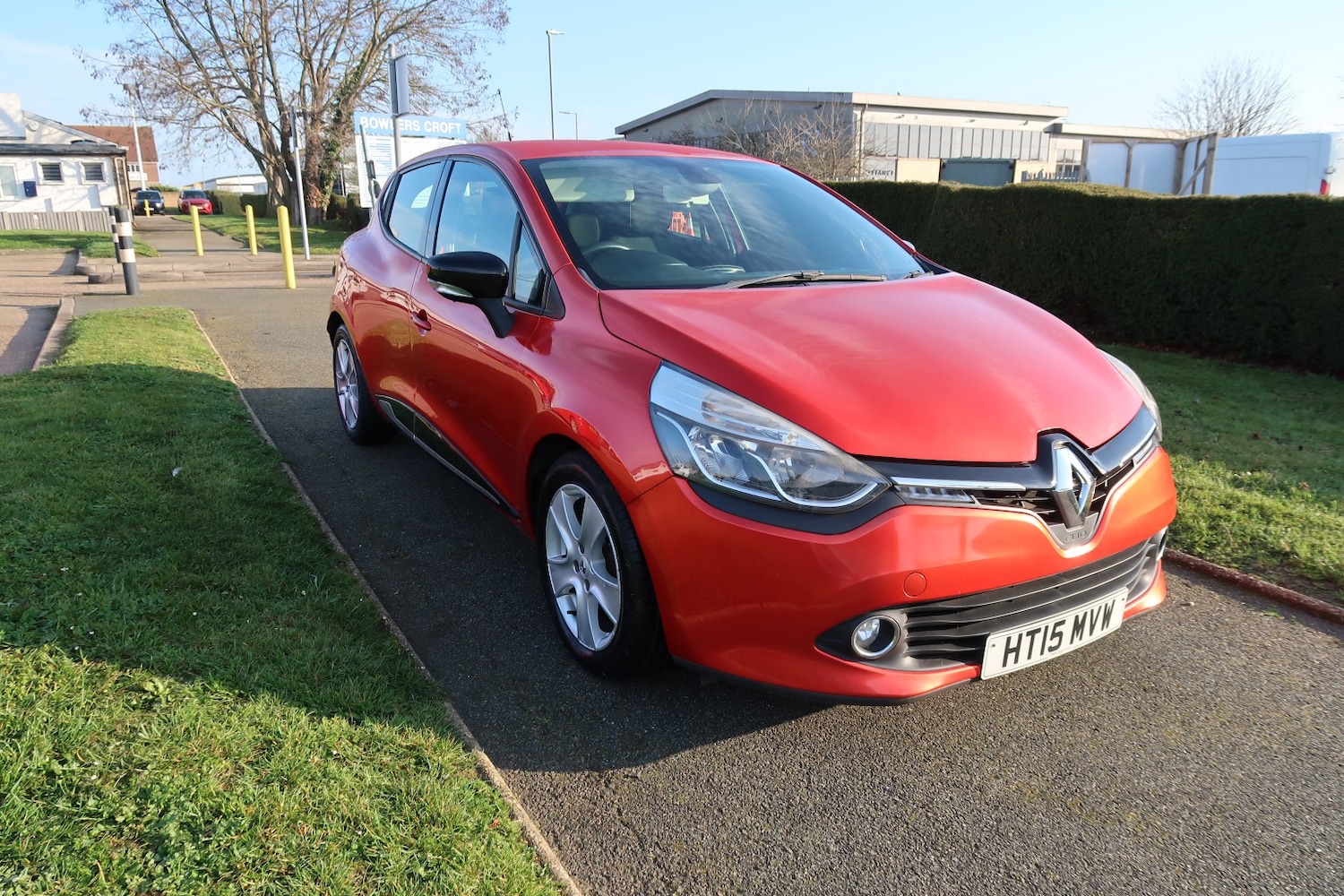 Used Renault Clio 2015 for sale - 77729576: Photo 2