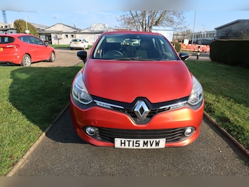 Used Renault Clio 2015 for sale - 77729576: Photo