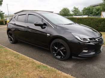 2017 (67) - SRI NAV 5-Door