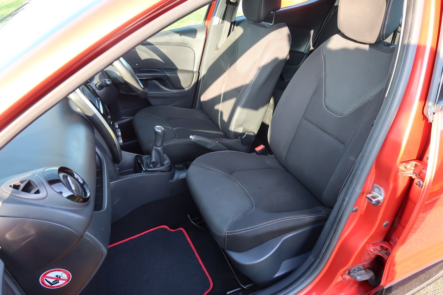 Used Renault Clio 2015 for sale - 78045474: Photo 20