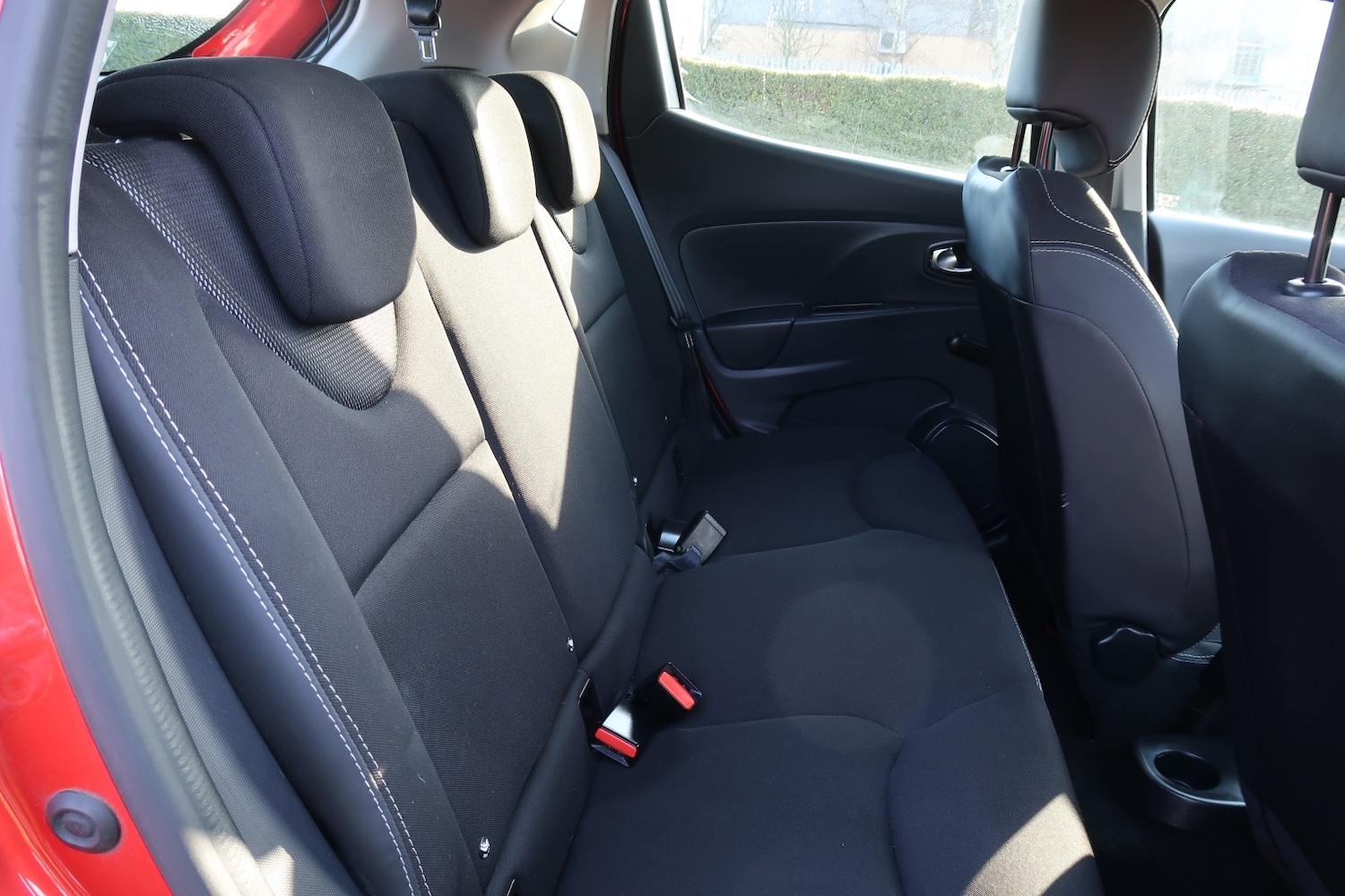 Used Renault Clio 2015 for sale - 78045474: Photo 25