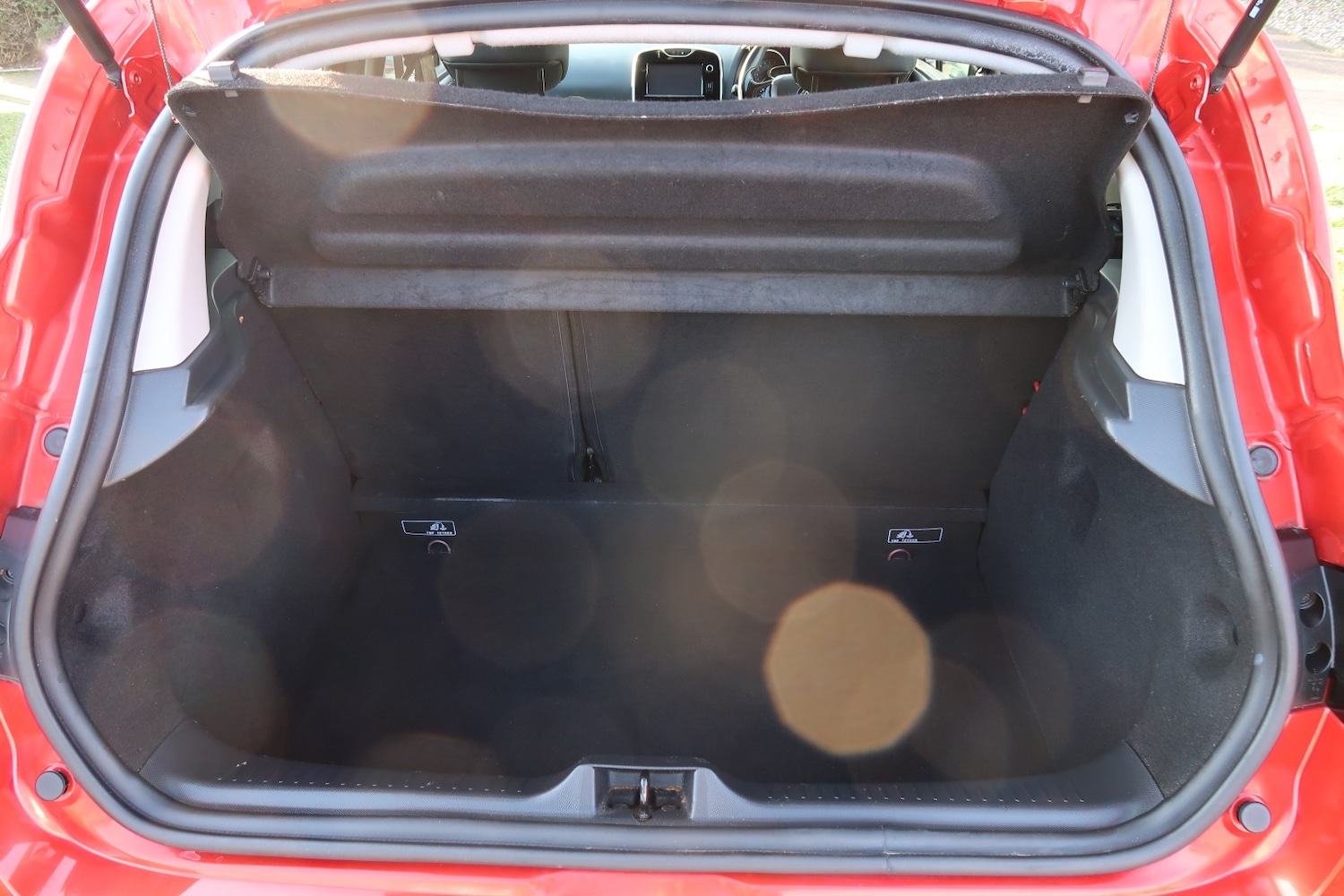 Used Renault Clio 2015 for sale - 78045474: Photo 27