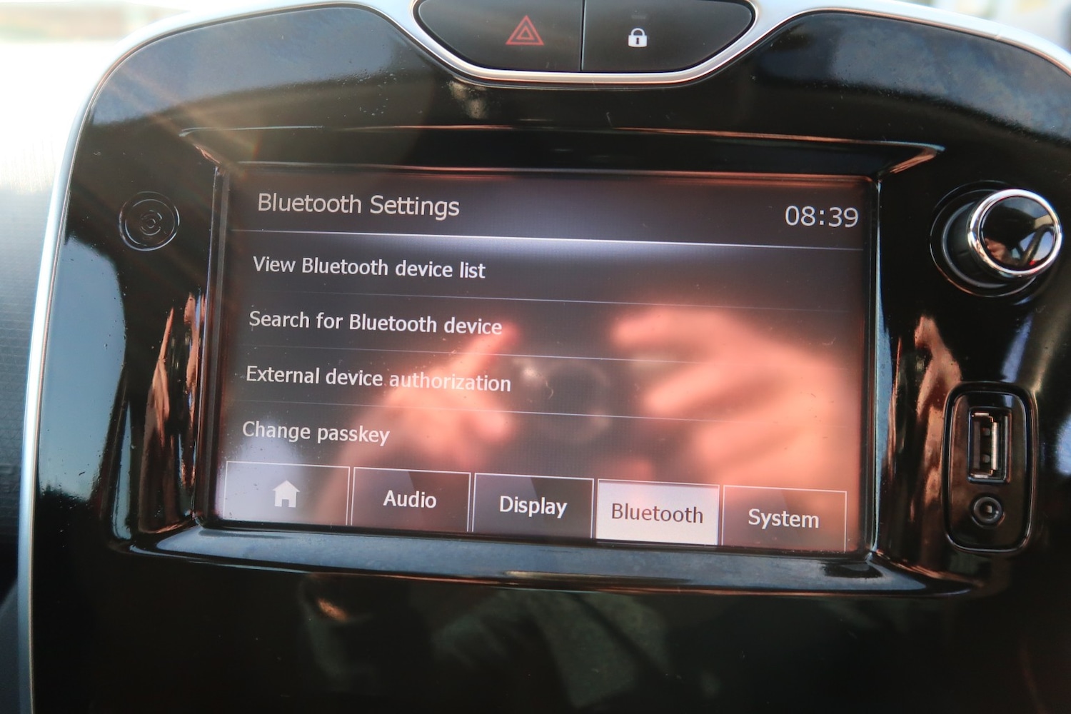 Used Renault Clio 2015 for sale - 78045474: Photo 39